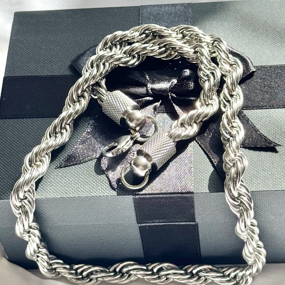 Stainless Steel Rope Chain - Picture 1 of 6